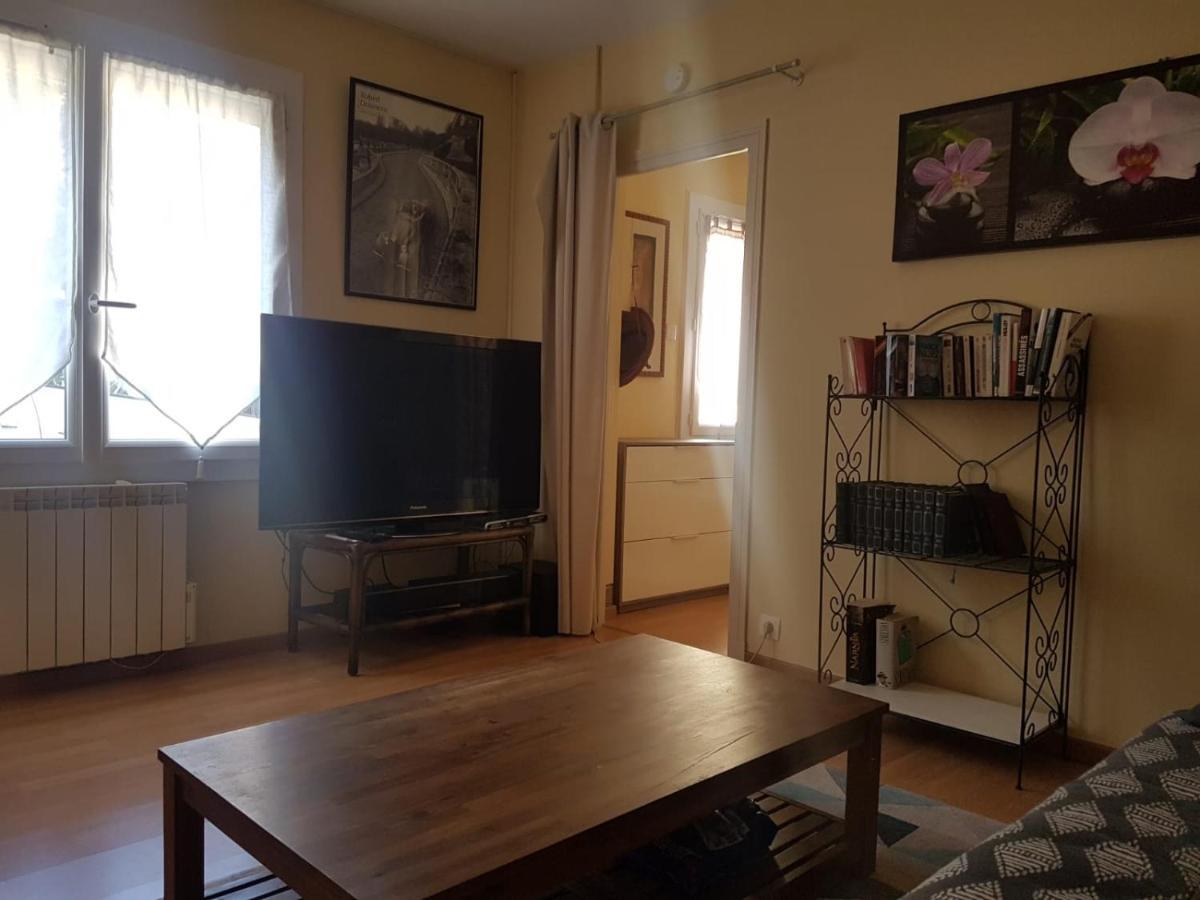Charmante Maisonnette 2 Personnes Avec Wifi Surgères Buitenkant foto