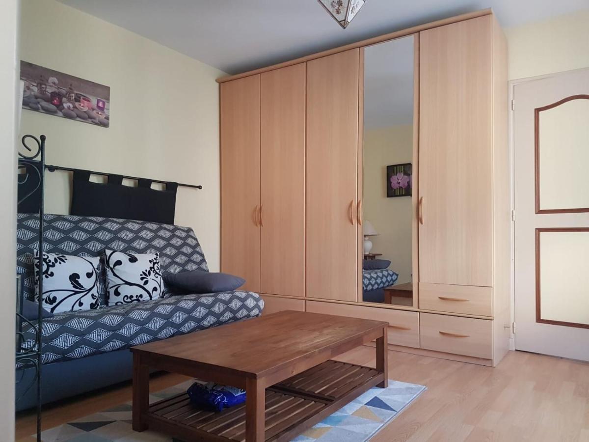 Charmante Maisonnette 2 Personnes Avec Wifi Surgères Buitenkant foto