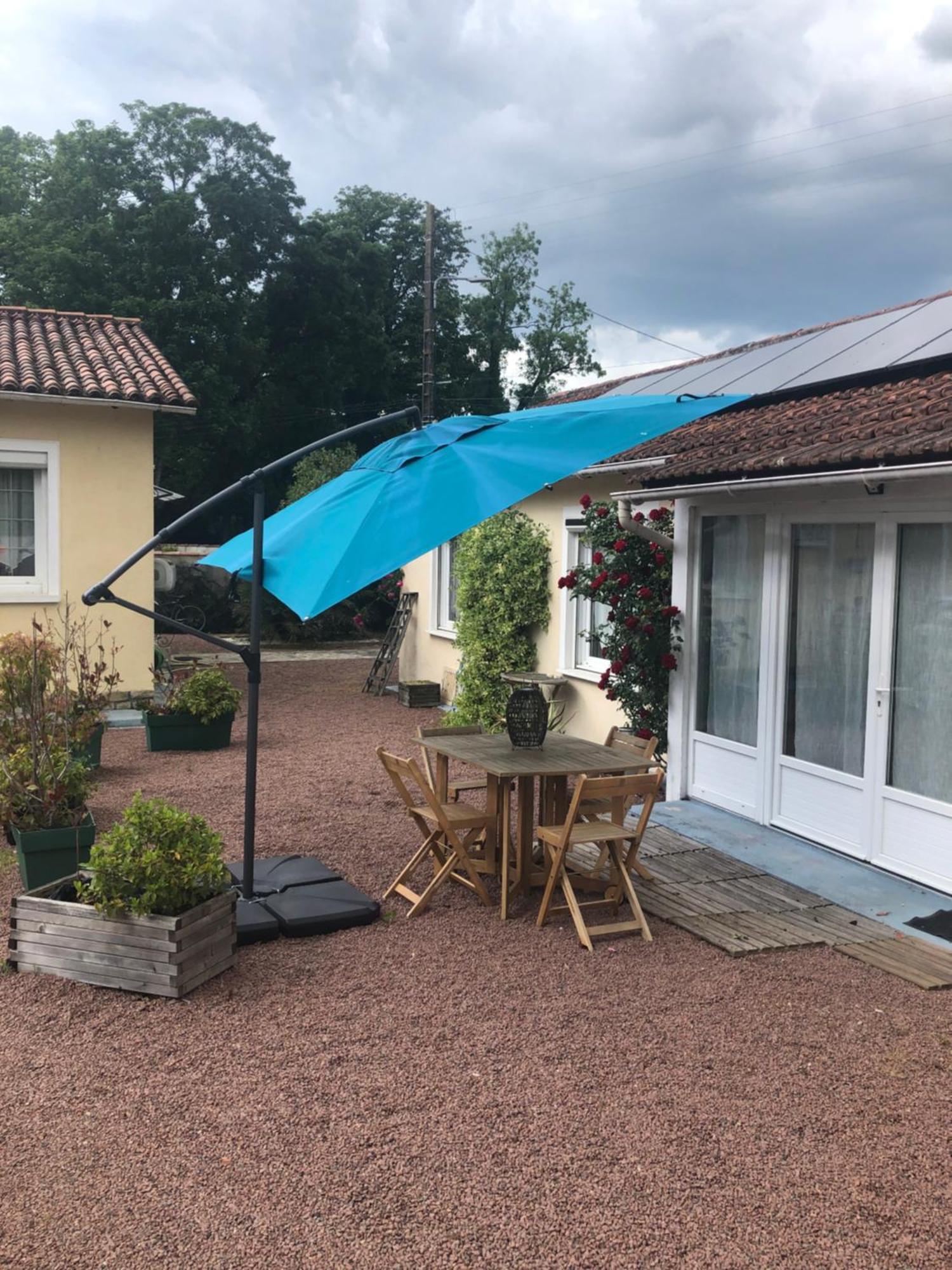 Charmante Maisonnette 2 Personnes Avec Wifi Surgères Buitenkant foto